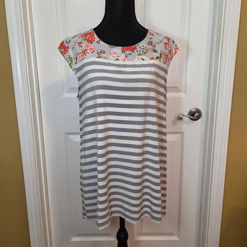 Matilda-Jane Grey & White Mixed Print Tunic Women's Size MEDIUM